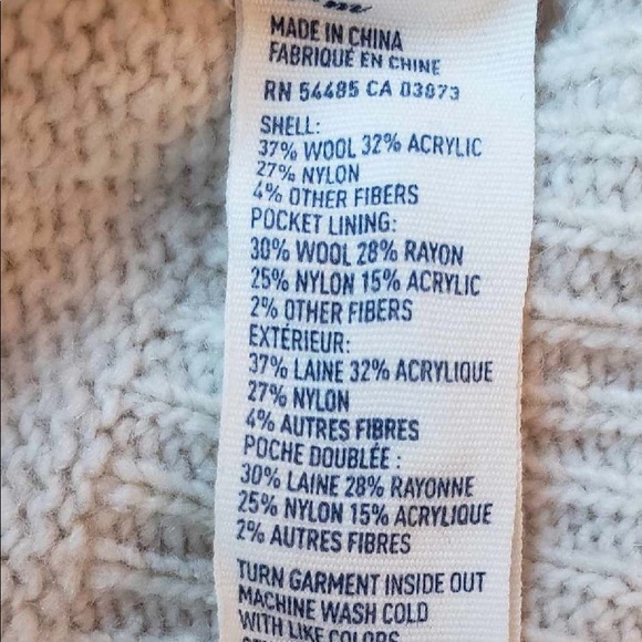 American Eagle Women’s Wool Blend Cardigan/Sweater - Picture 13 of 13